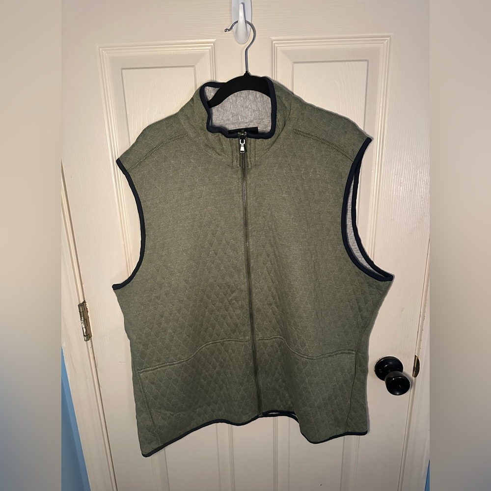 Bonobos Green Quilted Vest NWOT